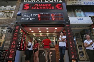 Σε ρεκόρ εικοσαετίας ο πληθωρισμός στην Τουρκία