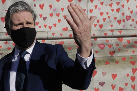 Έρευνα της Σκότλαντ Γιαρντ για απειλές κατά της ζωής του Κιρ Στάρμερ στο Telegram