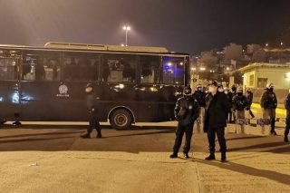 Απόσυρση των αστυνομικών δυνάμεων από το λιμάνι ζητούν λιμενεργάτες του ΟΛΠ