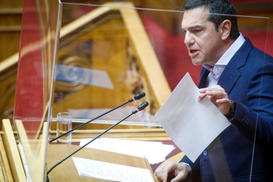 Αλέξης Τσίπρας: Τα καθεστώτα πέφτουν με πάταγο