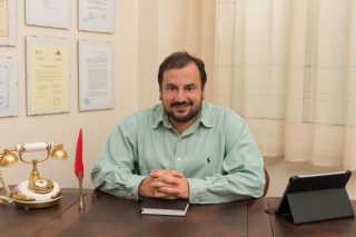 «Δεν υπάρχει θύτης – θύμα: μόνο θύματα!»