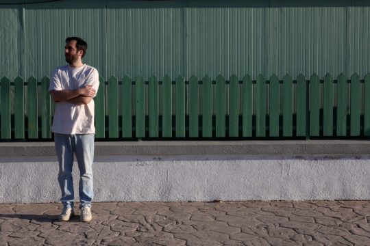 Δημήτρης Μπαλογιάννης: Νέο Single “Λίγο νερό”