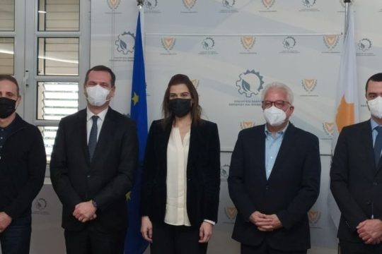 Επιταχύνεται η συνεργασία ΑΔΜΗΕ-Euroasia Interconnector για την ηλεκτρική διασύνδεση Κύπρου-Κρήτης