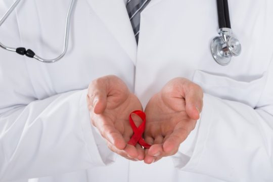 Γυναίκα θεραπεύτηκε από HIV έπειτα από μεταμόσχευση μυελού των οστών