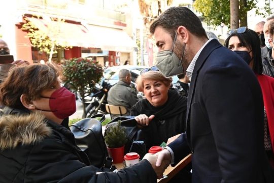 Με το βλέμμα στην Ουκρανία και την ακρίβεια