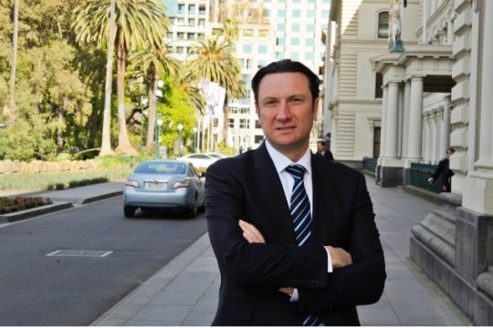 Ανάγκη δημιουργίας υπουργείου Αποδήμου Ελληνισμού