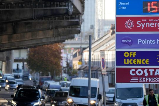 Μέτρα 11 δισ. για την αντιμετώπιση της ανόδου του κόστους ζωής στη Βρετανία