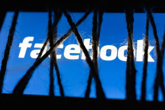 Λογοκρισία από Facebook για αναφορά στη δίκη της Νυρεμβέργης