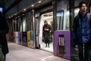 Φοβού τους… Δανούς και μάσκα μη φέροντας