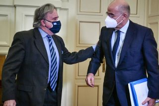 Διχογνωμίες στα εθνικά θέματα