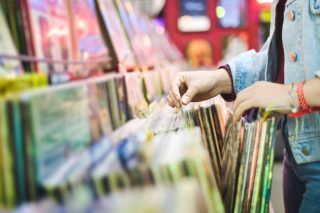 Οι παραγωγοί του Music Society Web RadiOn διαλέγουν τους καλύτερους δίσκους του 2025