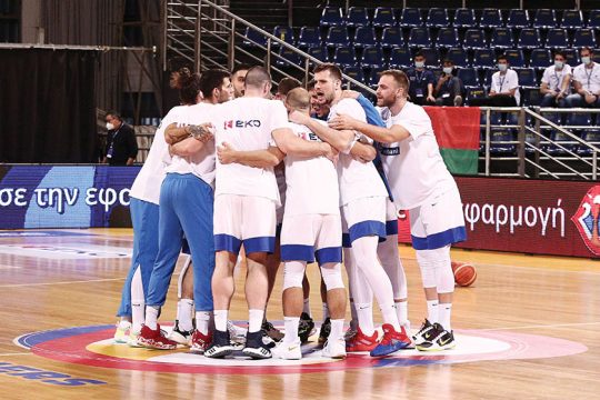 «Αιώνιος» συνασπισμός για την πρόκριση