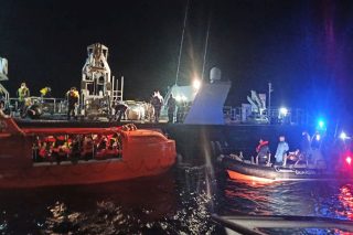 «Μην τους λέτε αγνοούμενους, εγκλωβισμένοι είναι»