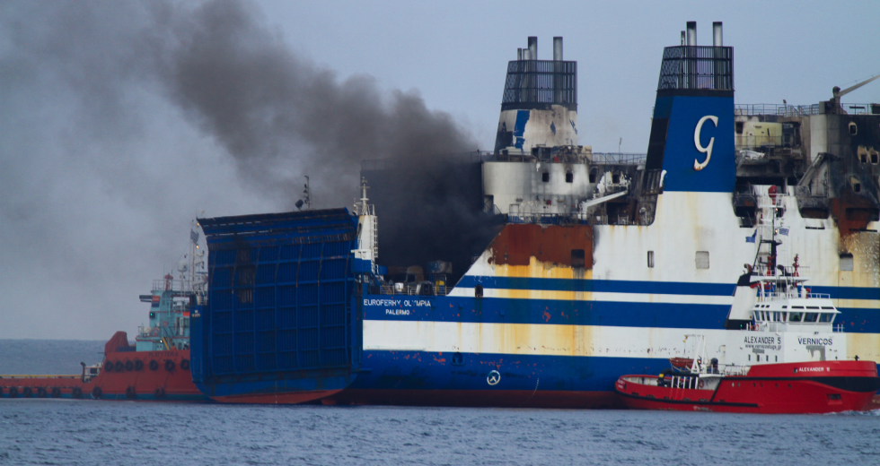 Ερμητικά κλειστός ακόμη ο καταπέλτης του Euroferry Olympia