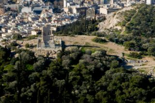 Στο έργο του Πικιώνη αναπαύεται… η εγκατάλειψη
