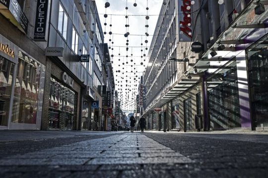 Ευρωζώνη: επιβράδυνση αλλά και ανθεκτικότητα
