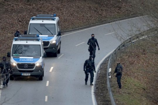 Προφυλακιστέοι δύο άνδρες που κατηγορούνται για το φόνο αστυνομικών στη Γερμανία
