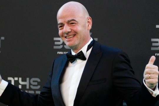 Η FIFA στο στόχαστρο της ΔΟΕ