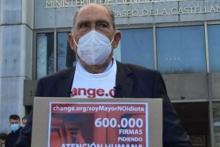 «Εξέγερση» ηλικιωμένων κατά των τραπεζών