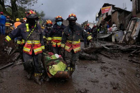 Κατολίσθηση στην πρωτεύουσα του Ισημερινού με πάνω από 20 νεκρούς