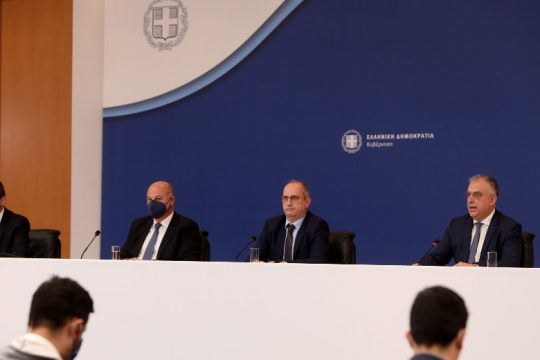 Μέτρα κατά της οπαδικής βίας με καθυστέρηση και με… εγκώμια για την ΕΛ.ΑΣ