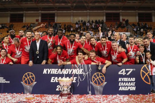 Ο Ολυμπιακός Κυπελλούχος Ελλάδας μετά από έναν επικό τελικό