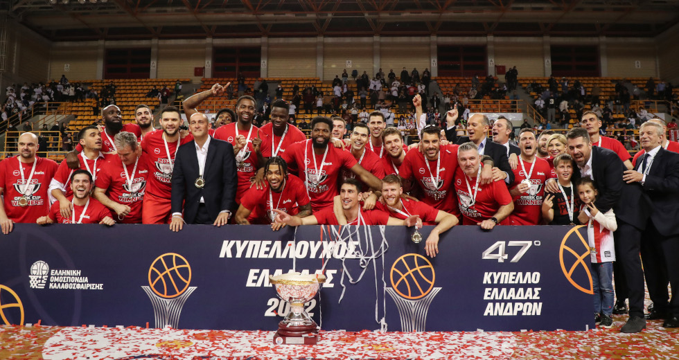 Ο Ολυμπιακός Κυπελλούχος Ελλάδας μετά από έναν επικό τελικό