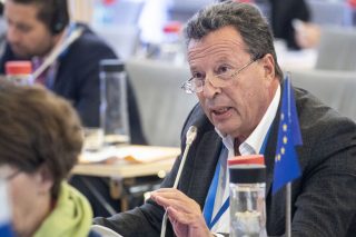 Στην Ευρώπη οι βολές Κύρτσου κατά Μητσοτάκη