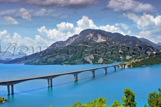 Ευρυτανία, περιήγηση στις όχθες και τα χωριά της Λίμνης Κρεμαστών