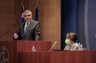 Διπλή επιβάρυνση λογιστών για το νέο Επικουρικό Ταμείο