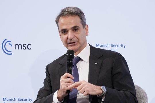 Μ’ έναν σμπάρο  ο Κ. Μητσοτάκης