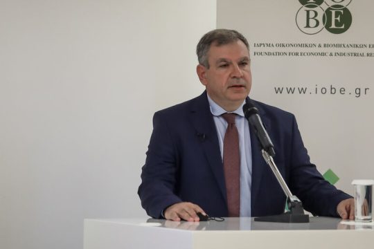 ΙΟΒΕ: Αναπτυξιακό άλμα υπό την αίρεση του πληθωρισμού