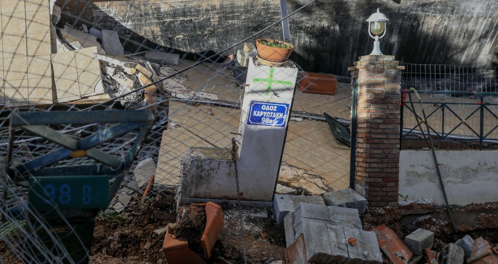Κρίσιμη η κατάσταση με τα σπίτια που υπέστησαν καθίζηση στον Ν. Βουτζά