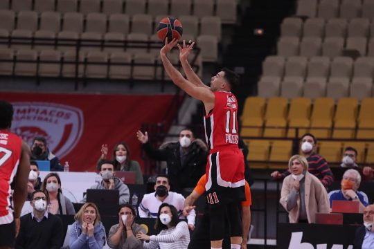 Στην παράταση ο Ολυμπιακός λύγισε την πρωταθλήτρια Εφές