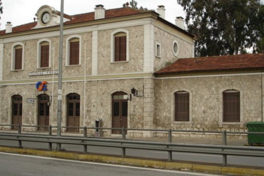 «Σπίτι του Ρεμπέτικου» ο ιστορικός σταθμός του ΟΣΕ του Αγίου Διονυσίου