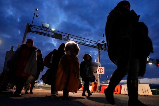 Στη δίνη του πολέμου και του ξεριζωμού οι Ουκρανοί