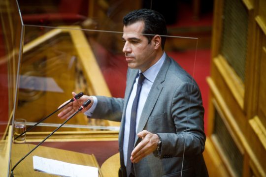 Μαθήματα αριθμητικής από την κυβέρνηση για τις ΜΕΘ