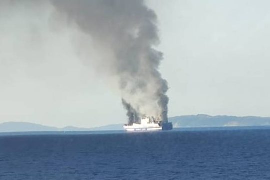 «Euroferry Olympia»: Μάχη για τους 12 αγνοούμενους, ελεύθεροι οι 3 συλληφθέντες 