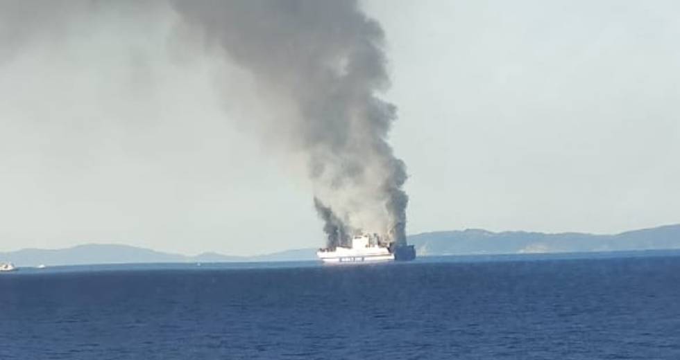 «Euroferry Olympia»: Μάχη για τους 12 αγνοούμενους, ελεύθεροι οι 3 συλληφθέντες