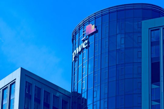 Έφοδος της γερμανικής αστυνομίας στα γραφεία της PriceWaterHouseCoopers