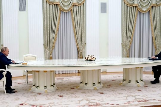 «Ανησυχούν για την ασφάλεια» στην Ευρώπη, συμφώνησαν στην ανάγκη για διάλογο