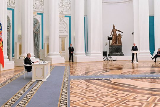 Καταλυτική ανατροπή