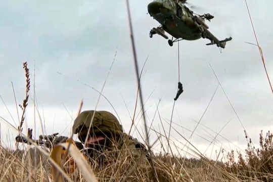 Ουκρανικό: Νέο μπαράζ επαφών, εν μέσω απειλών και προειδοποιήσεων