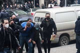 Στους συλληφθέντες ο «διαφυγών» αλλοδαπός, θέμα χρόνου η σύλληψη ακόμα ενός υπόπτου