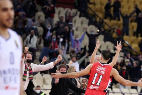 Ο «από μηχανής» Σλούκας