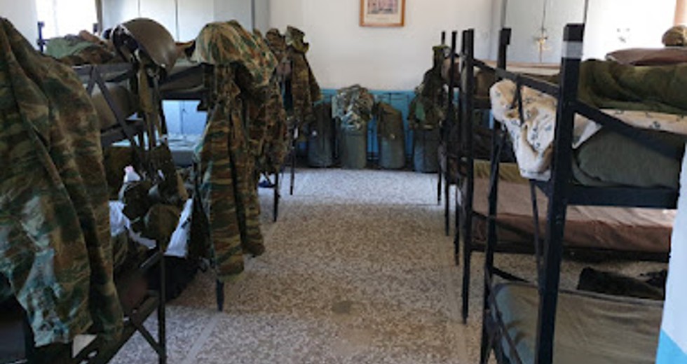 Άθλιες συνθήκες και… κορονοπάρτι καταγγέλλει ο Σπάρτακος για τις μονάδες Έβρου