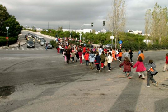Διευκρινίσεις για τις σχολικές εκδρομές: Πώς θα πραγματοποιούνται
