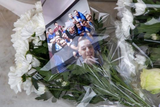 Σήμερα η κηδεία του 19χρονου ενώ αναζητούνται οι δράστες