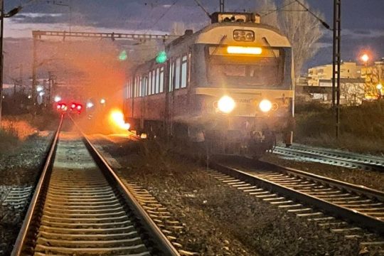 Φωτιά σε τρένο έξω απ’ τη Φλώρινα, ευτυχώς χωρίς επιβάτες