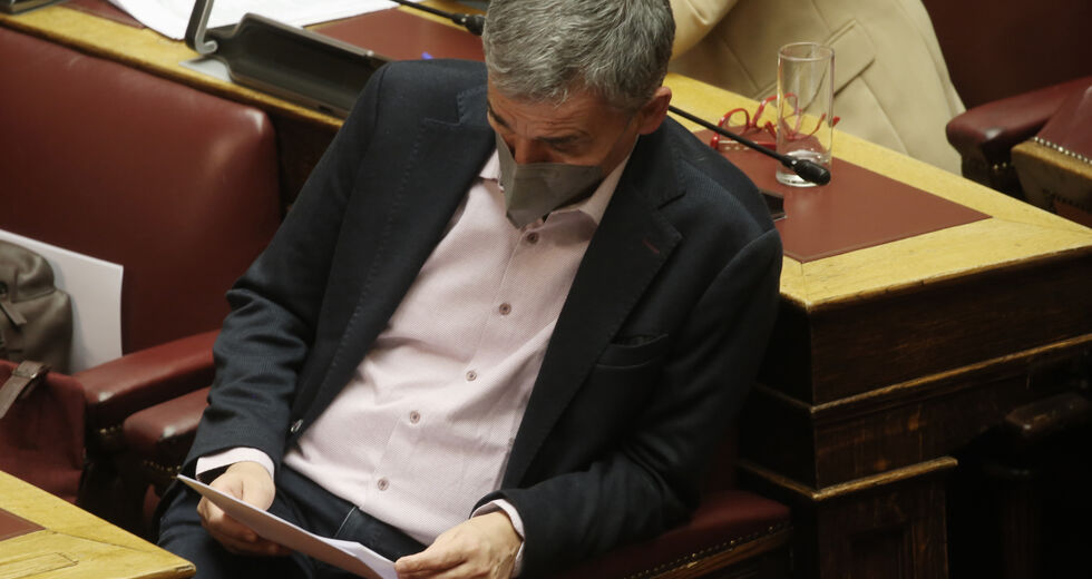 Αναταράξεις για τον Τσακαλώτο